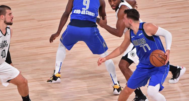 Attacco alla difesa di contenimento sul pick & roll