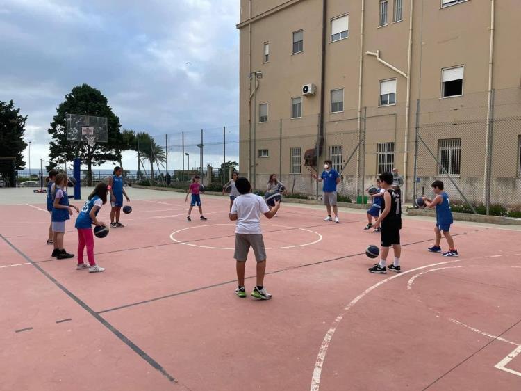 Un allenamento minibasket senza contatto - Parte 2