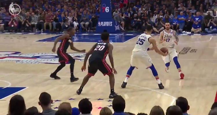 Giocare l'Handoff e il Dribble Handoff