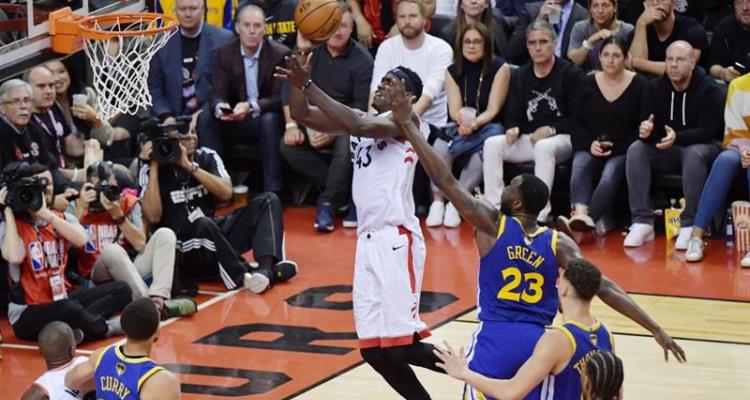 L'Angle Short dei Toronto Raptors