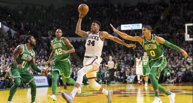 La 5 Out Motion Offense per squadre giovanili